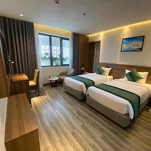 Deluxe Double or Twin Room City View